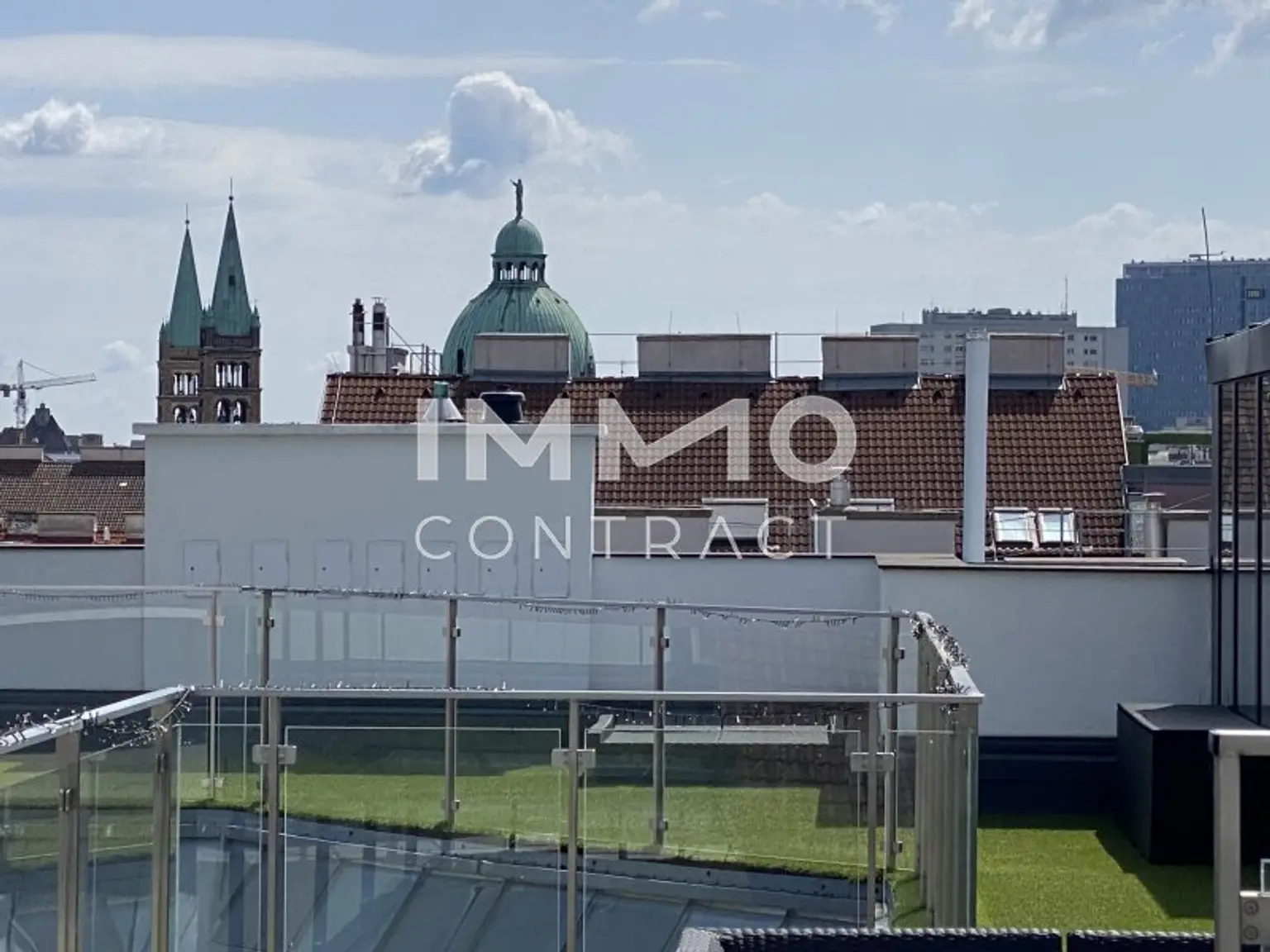 Kirchturm in der Nähe