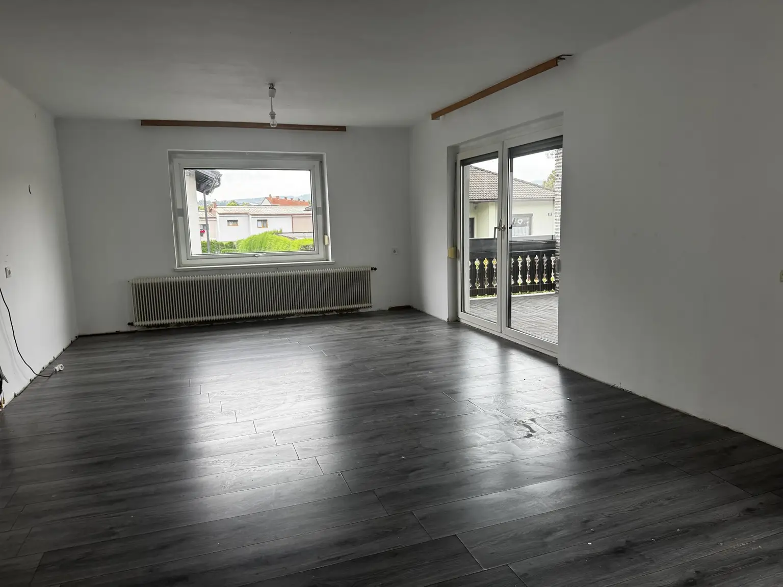Charmanter Bungalow mit Keller, Garten und Nebenobjekten