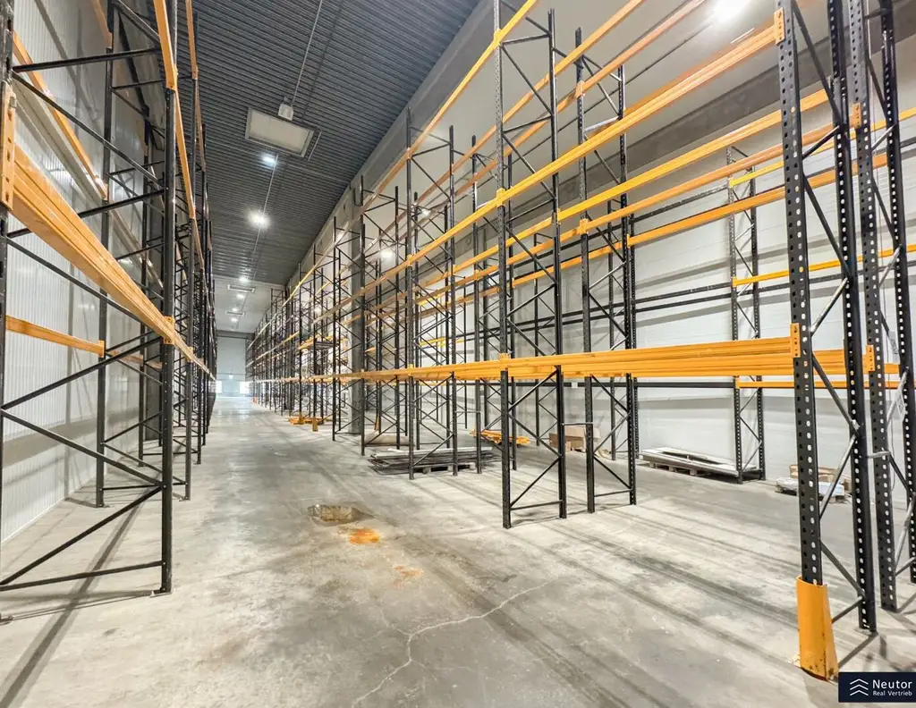MIETPREIS INKL. KÜHLKOSTEN - LEBENSMITTEL TAUGLICHES UND ZERTIFIZIERTES KÜHLLAGER AN S33 - CA. 1.881,60 m² - LKW RAMPE - LKW STELLPLATZ - IN HERZOGENBURG