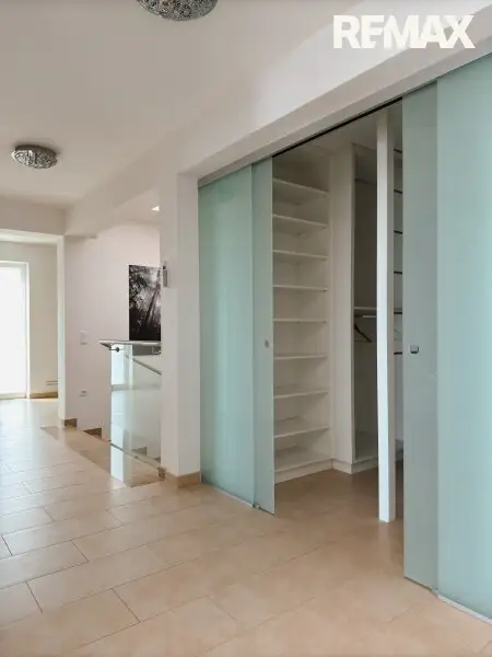 Wohnen am Wasser - ca. 189 m² Wohnfläche & direkter Seezugang auf Pachtgrund!