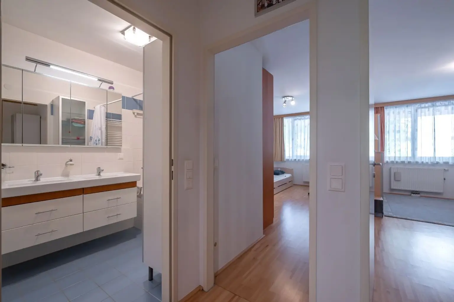 Charmante Wohn-Oase mitten in der Stadt - 126m² Wohnraum, + Terrasse, + Garten, Stellplatz und viel Komfort!