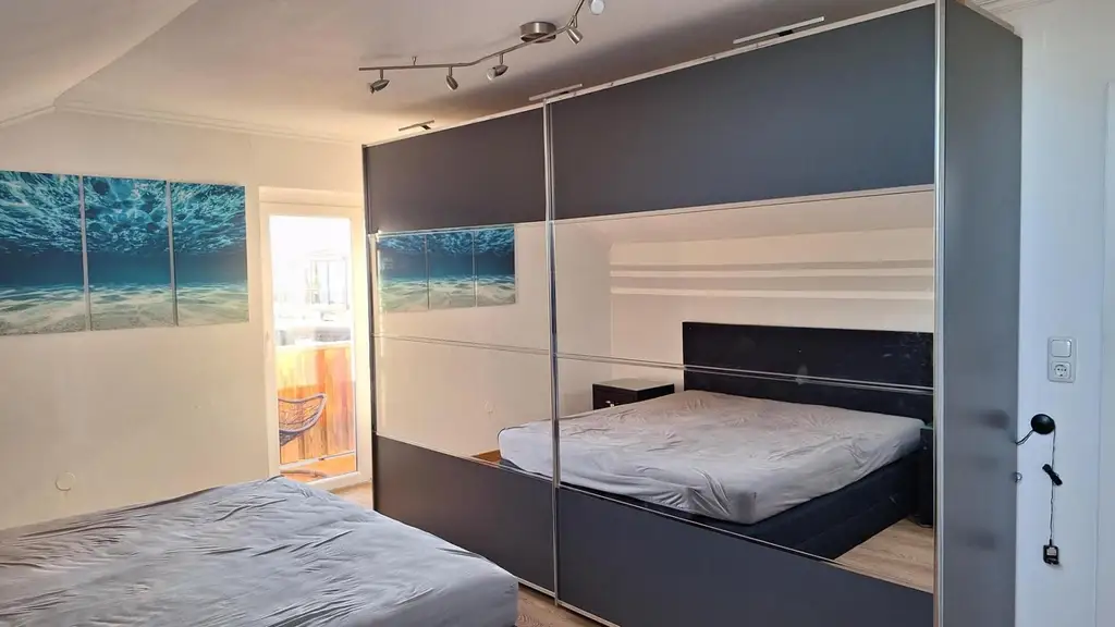 „Sonniges Dachgeschoss-Highlight in Gralla!“ 4 Zimmer Garage und mehr...