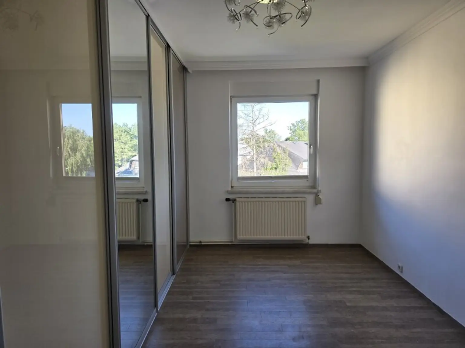 AUSBLICK: KOFFER PACKEN und EINZIEHEN in GRÜN- und TOPLAGE mit Balkon