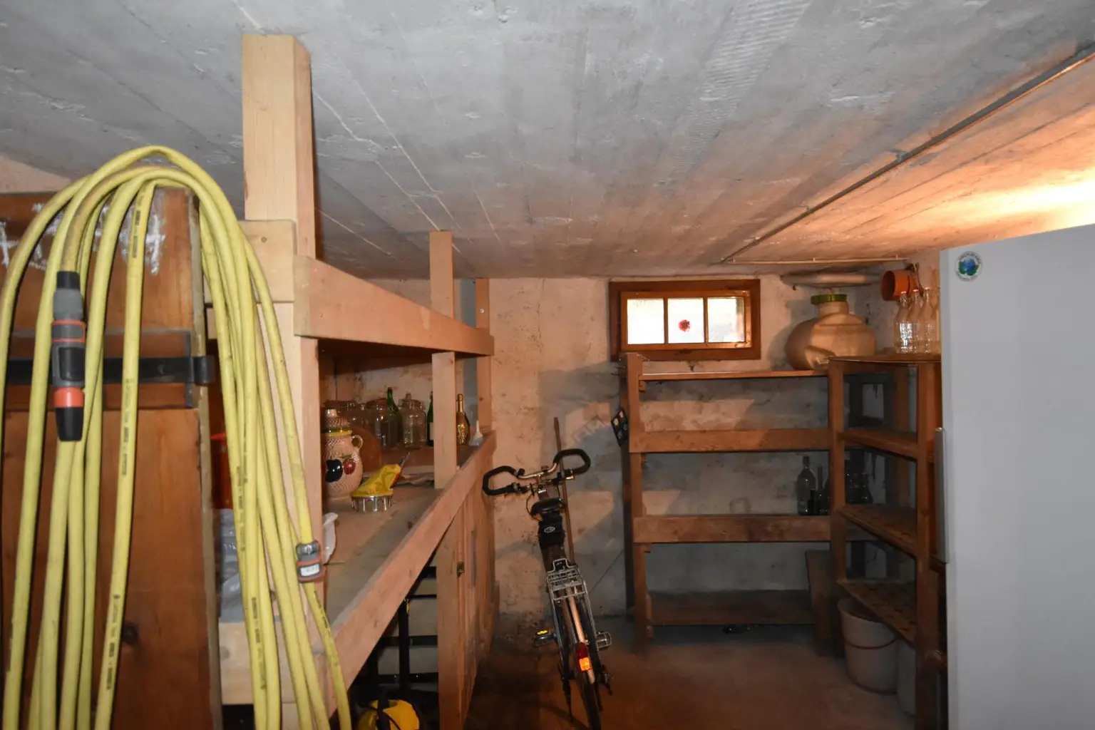 Gemütliches Einfamilienhaus mit großem Grundstück