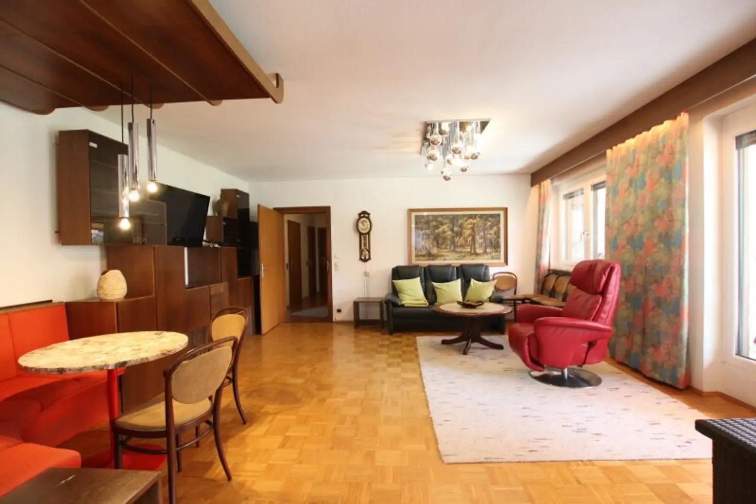 270m² gepflegter Bungalow (Zweifamilienwohnhaus) mit ausgebautem Dachgeschoss und 1.318m² Grund in Viktring in TOPLAGE