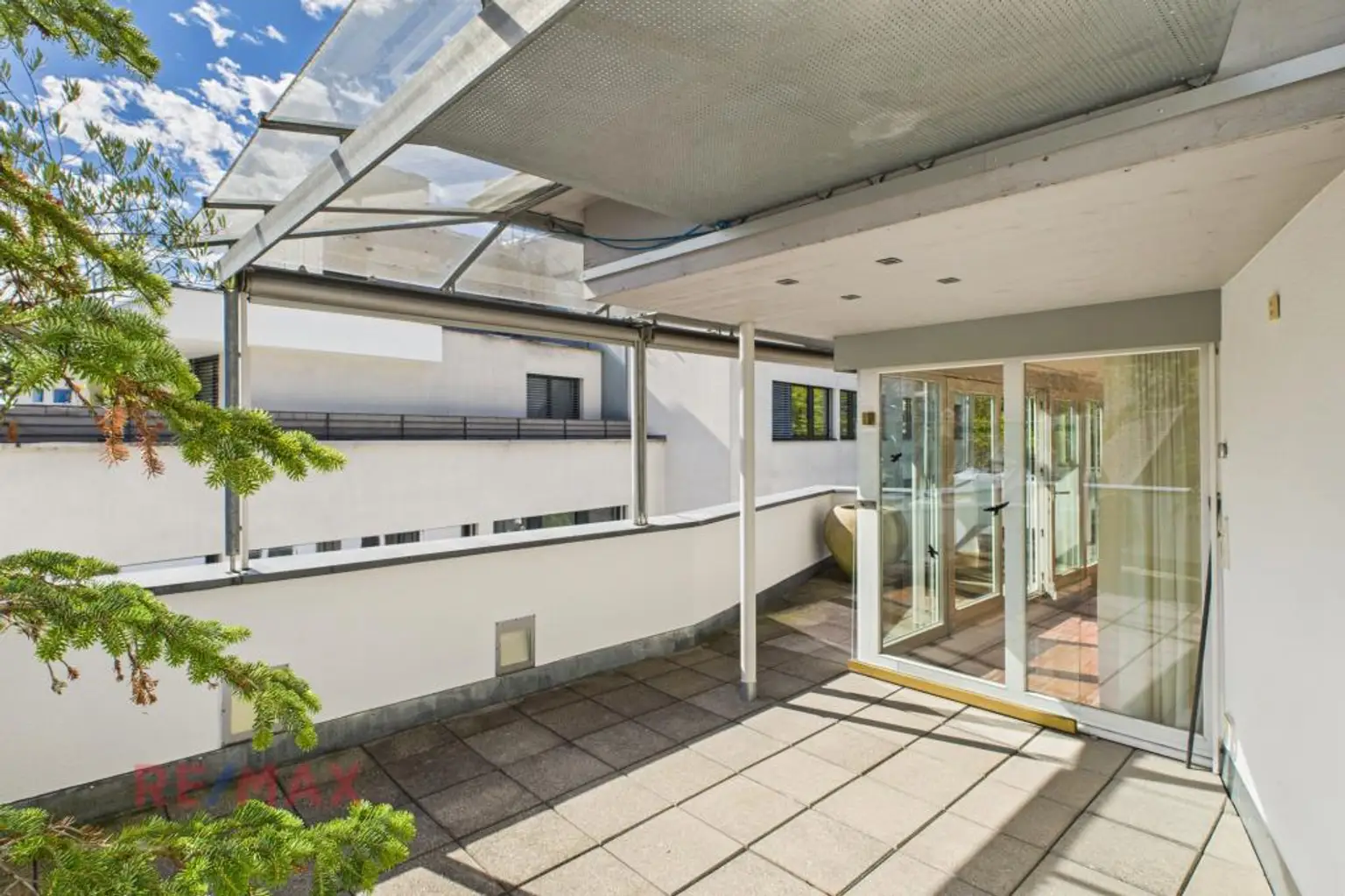 Innenstadt-Luxus: 247 m² pure Eleganz auf zwei Wohnebenen