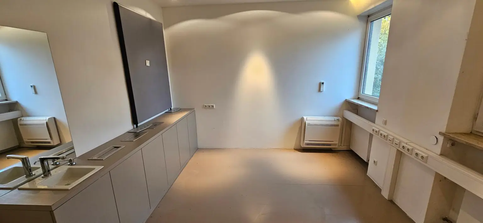 Liegenschaft für viele Nutzungen geeignet!