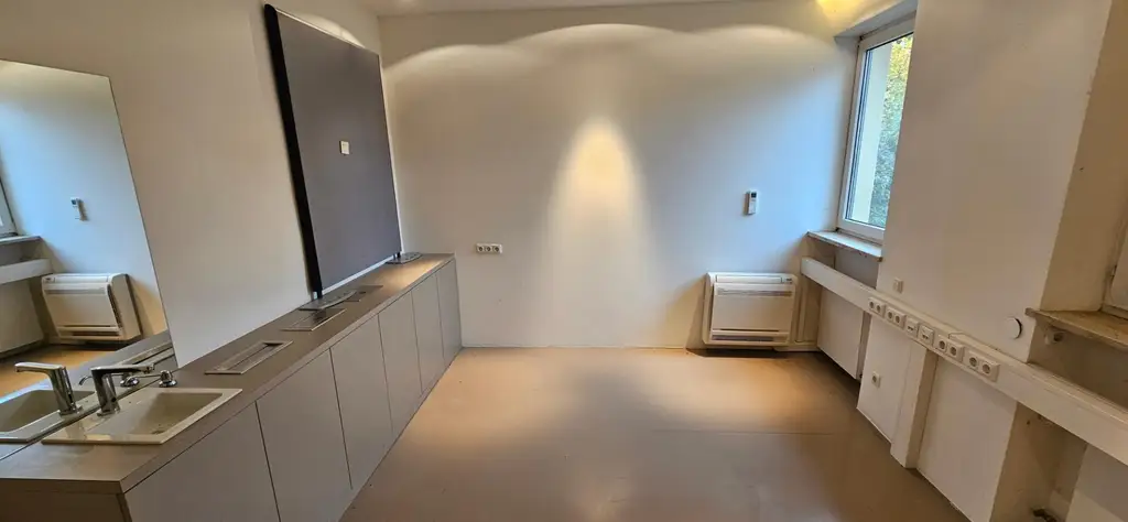 Liegenschaft für viele Nutzungen geeignet!