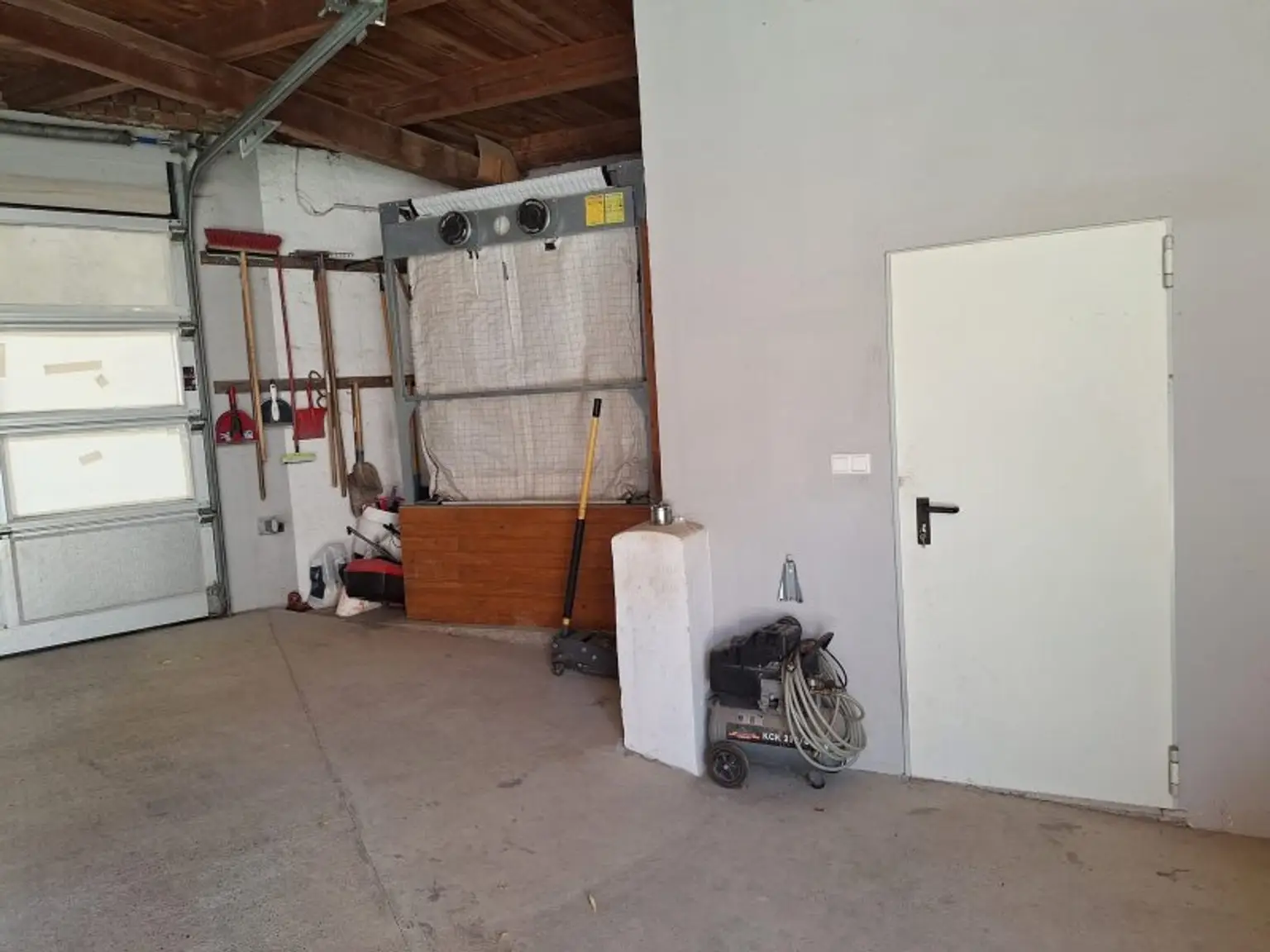 NOTVERKAUF !! Klein-Harras, renoviertes Multifunktionshaus, 30 Minuten von Wien Donaustadt