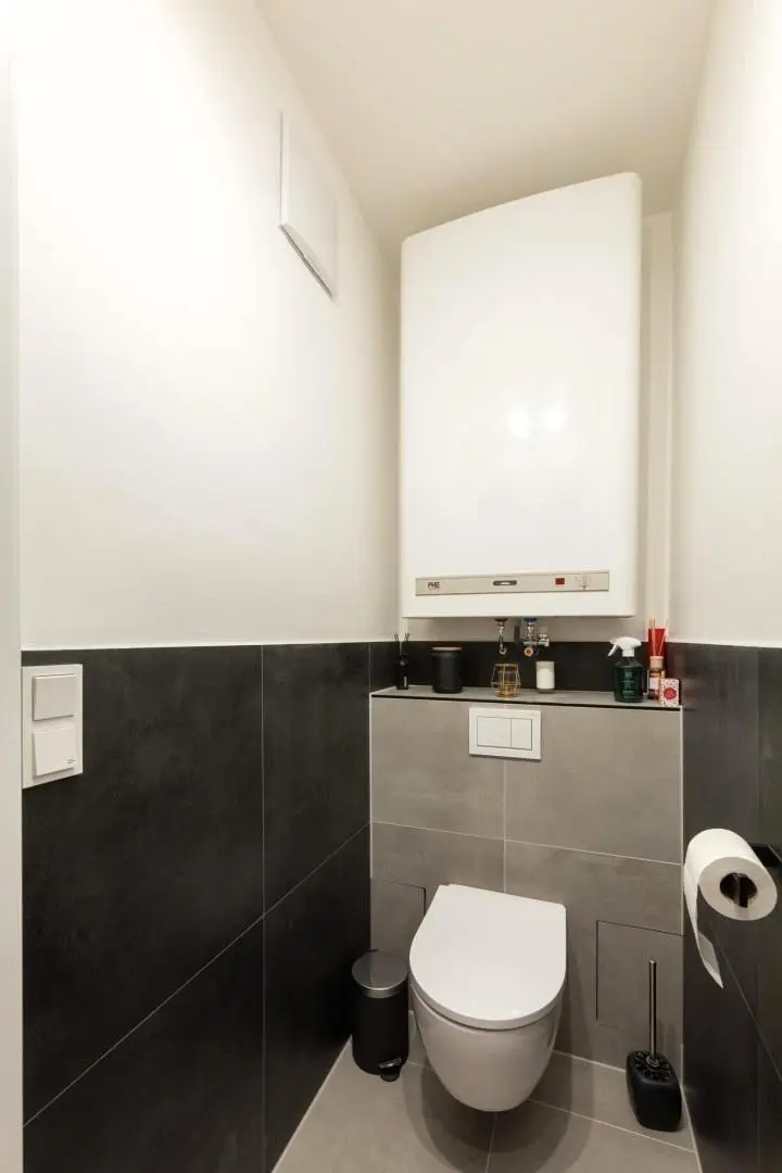 WC extra