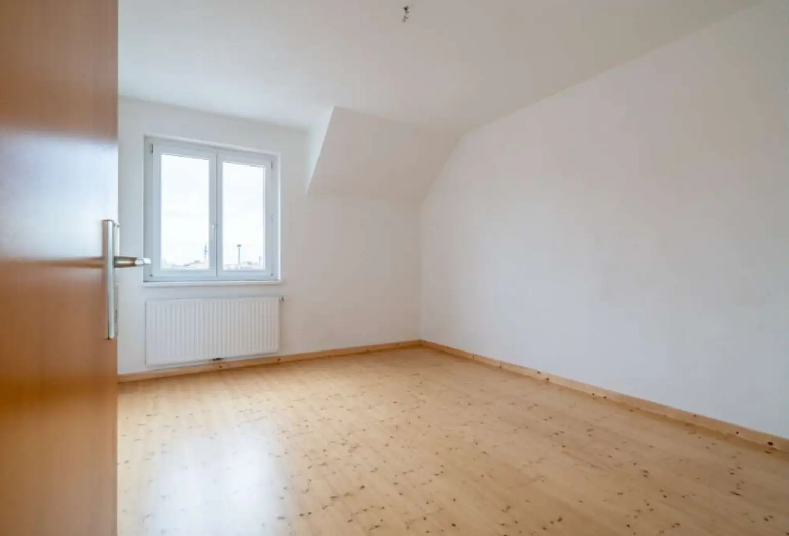 Gemütliche Dachgeschosswohnung mit Balkon