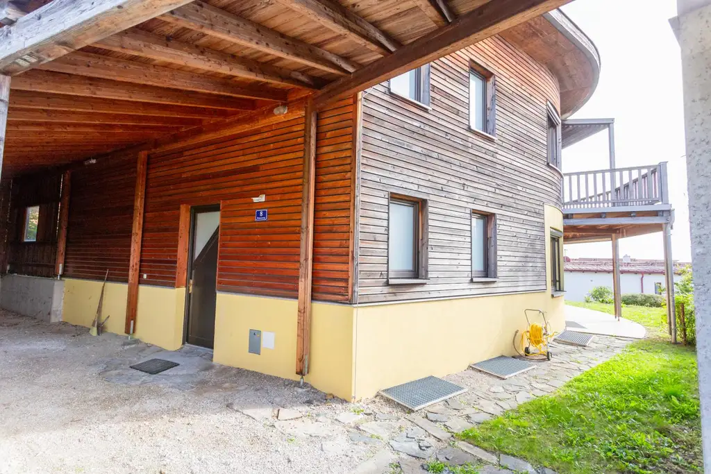 Architektenhaus mit sensationellem Ausblick in Kremser Bestlage