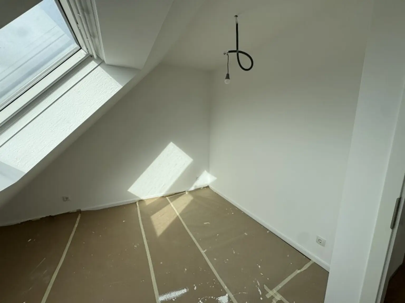 Über den Dächern Wiens – Traumhafte Maisonette in Toplage!