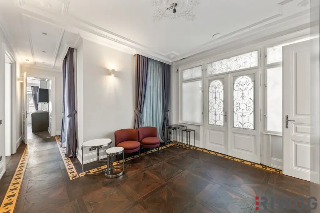 **Luxus auf höchsten Niveau**4-Zimmer**3 Bäder**2 Balkone**Smart-Home**uvm.