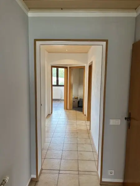 ** FAMILYS BEST **   Reinersdorf !! Bungalow mit ca. 122 m2 Wfl. in ruhiger, idyllischer Ortsrandlage mit ca. 1.200 m2 Eigengrund !!