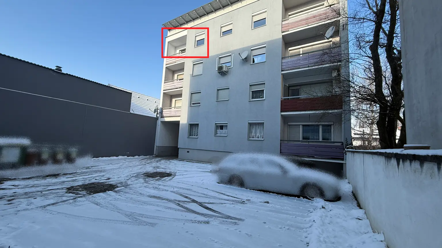 Ostansicht im Innenhof