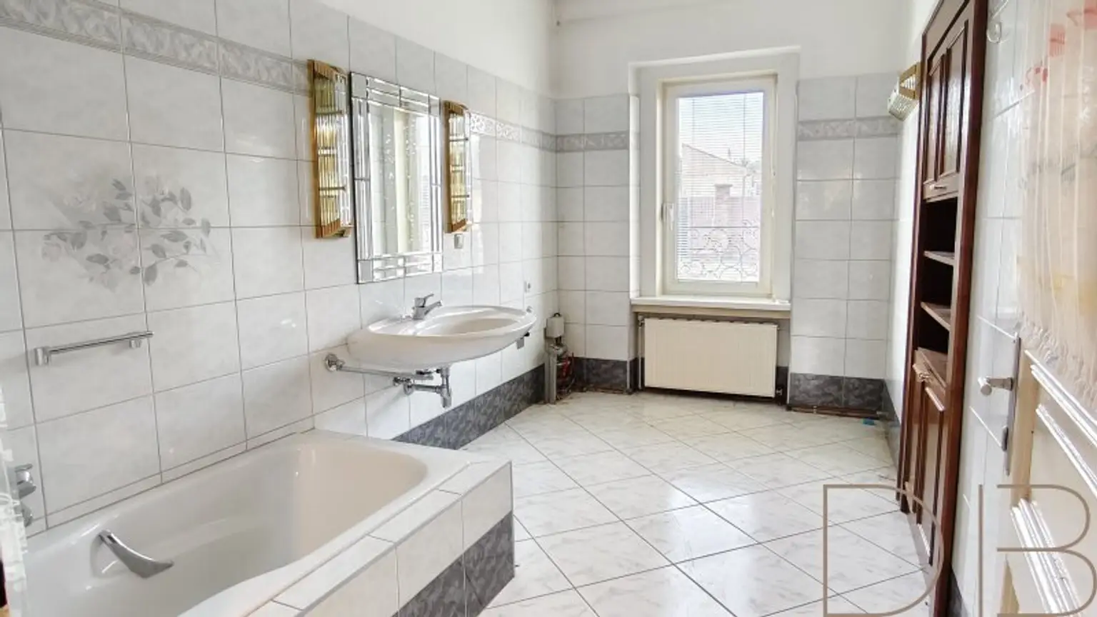 DB IMMOBILIEN | Großes Grundstück ° Bauland-Agrar Widmung ° mit viel Potenzial und sanierungsbedürftigem Haus zu kaufen!