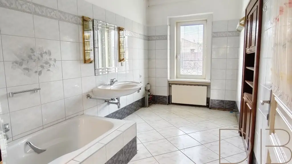 DB IMMOBILIEN | Großes Grundstück ° Bauland-Agrar Widmung ° mit viel Potenzial und sanierungsbedürftigem Haus zu kaufen!