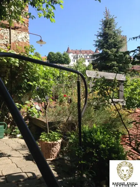 NEU! Reduzierter Preis! Historisches Haus mit zusätzlichen Geschäfts- Büroflächen  aus dem Jahre 1577 am Marktplatz