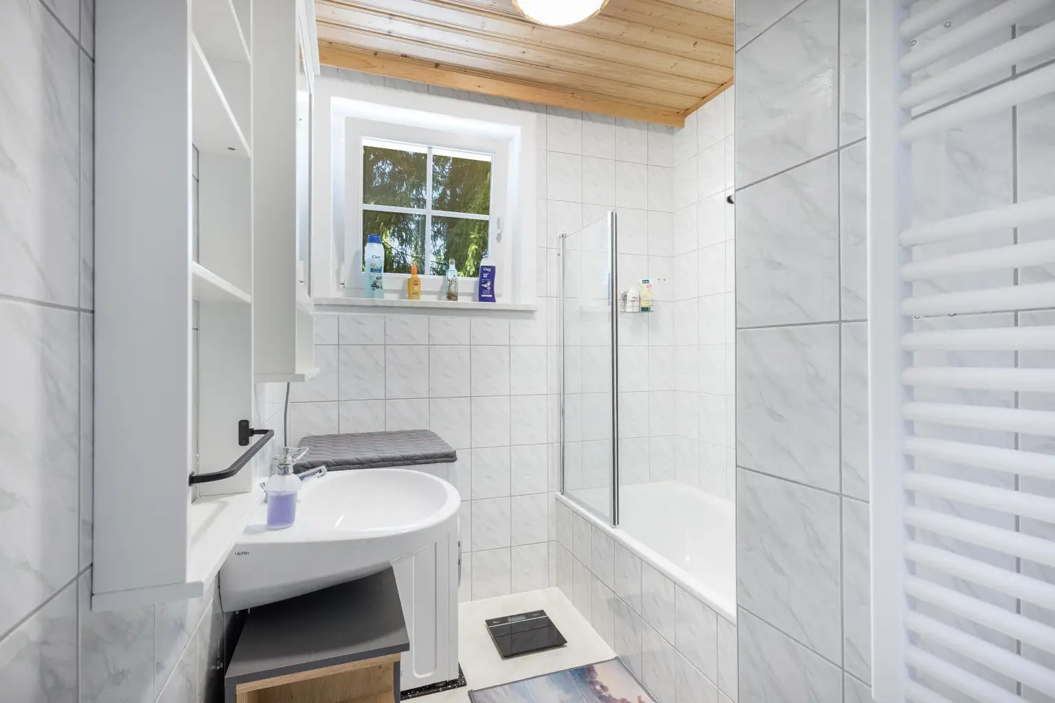 Charmante Eigentumswohnung mit Balkon & Kachelofen in Velden