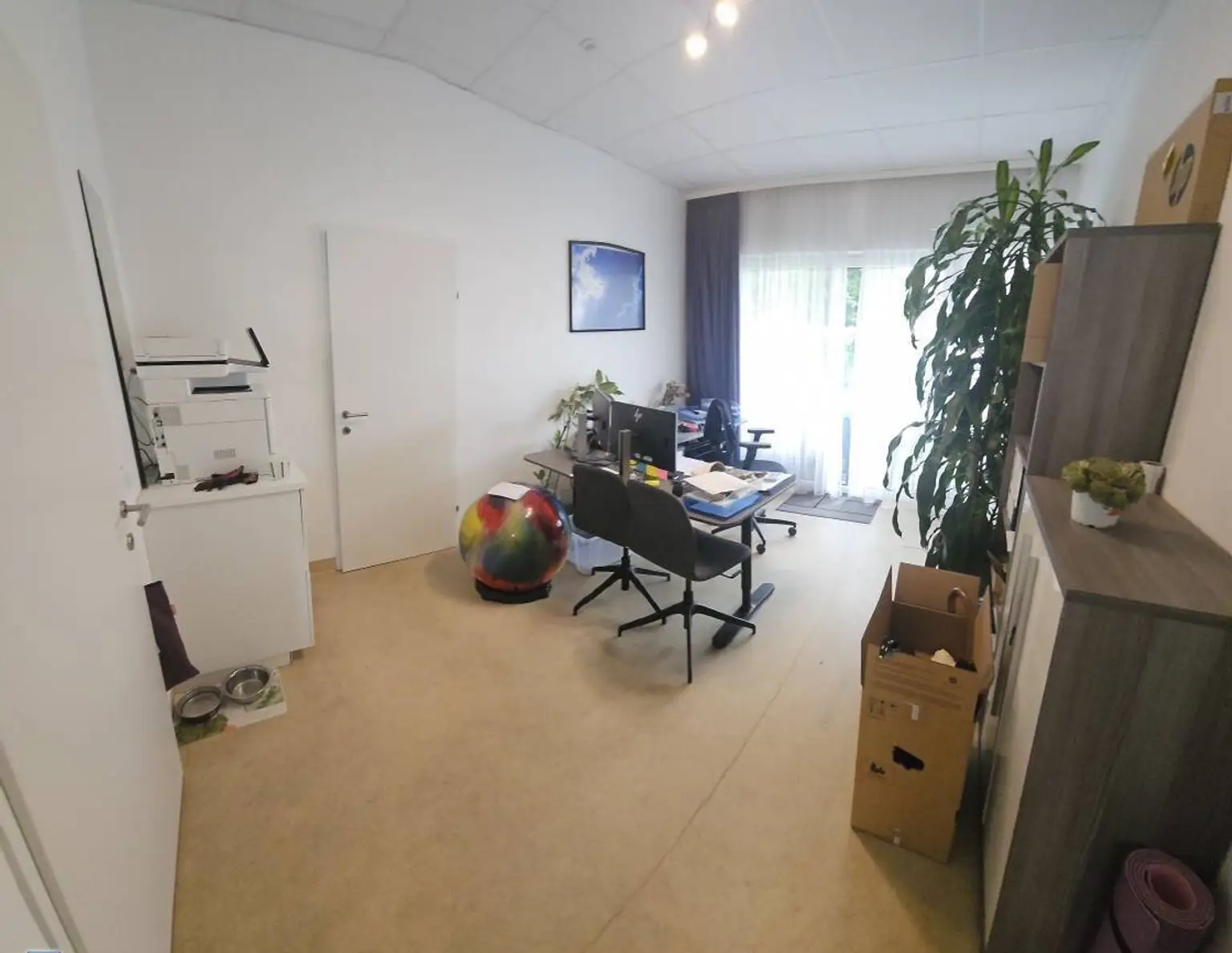 Arztpraxis, Büro, Studio, Ordination - bei den Landeskliniken ist nicht nur die Lage TOP