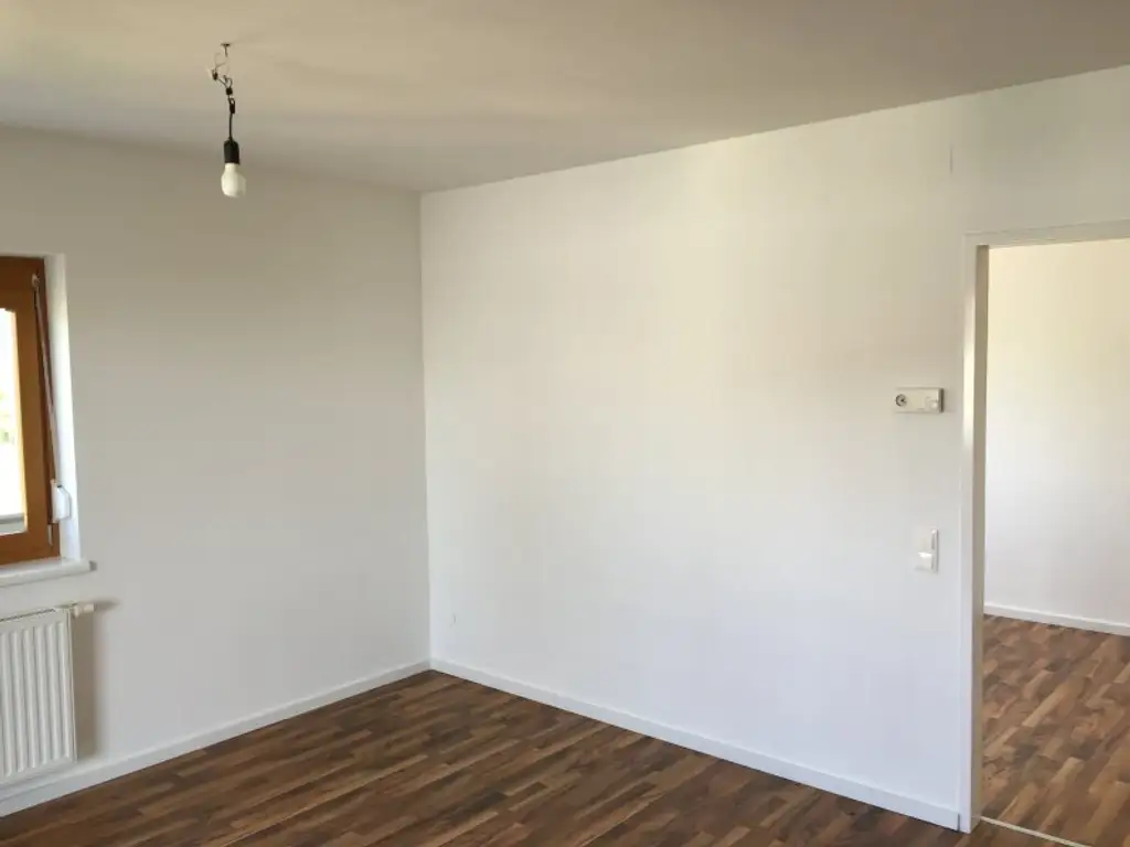 Moderne Wohlfühlwohnung in Ortsrandlage in Weiden am See