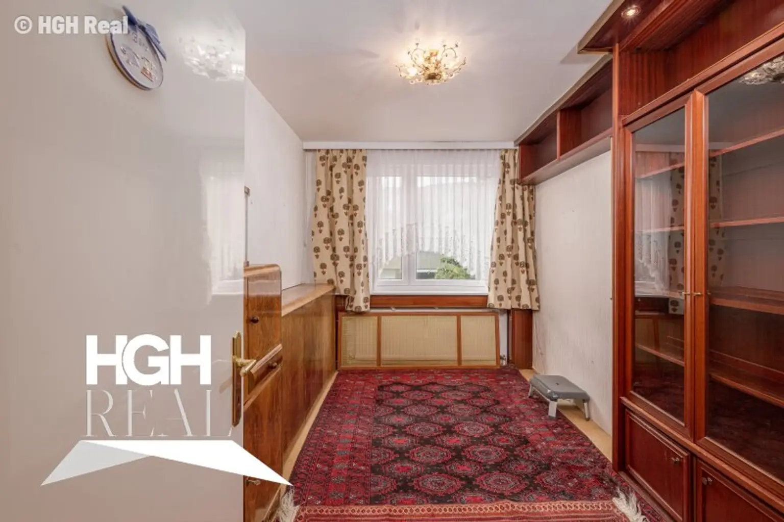 2540 Bad Vöslau Sehr helle und ruhige 4-Zimmer Wohnung mit Loggia am Waldesrand in Thermalbad-Nähe