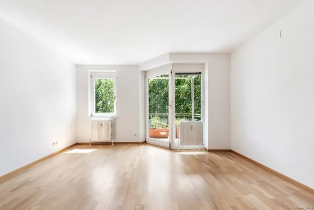 Lichtdurchflutete Maisonette mit Dachterrasse direkt am Währinger Park