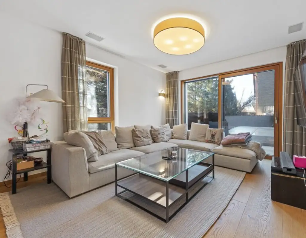 Großzügige High-End-Familienvilla der Extraklasse.