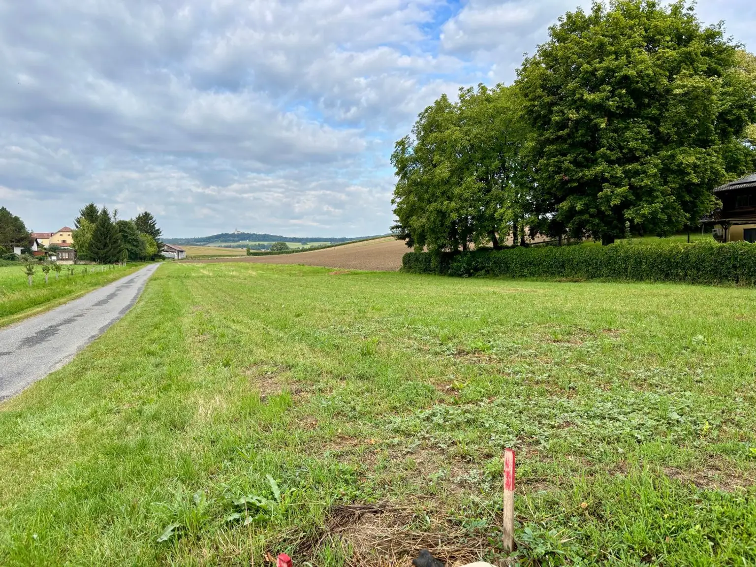 Auf los gehts los! Aufgeschlossenes und vermessenes Grundstück!