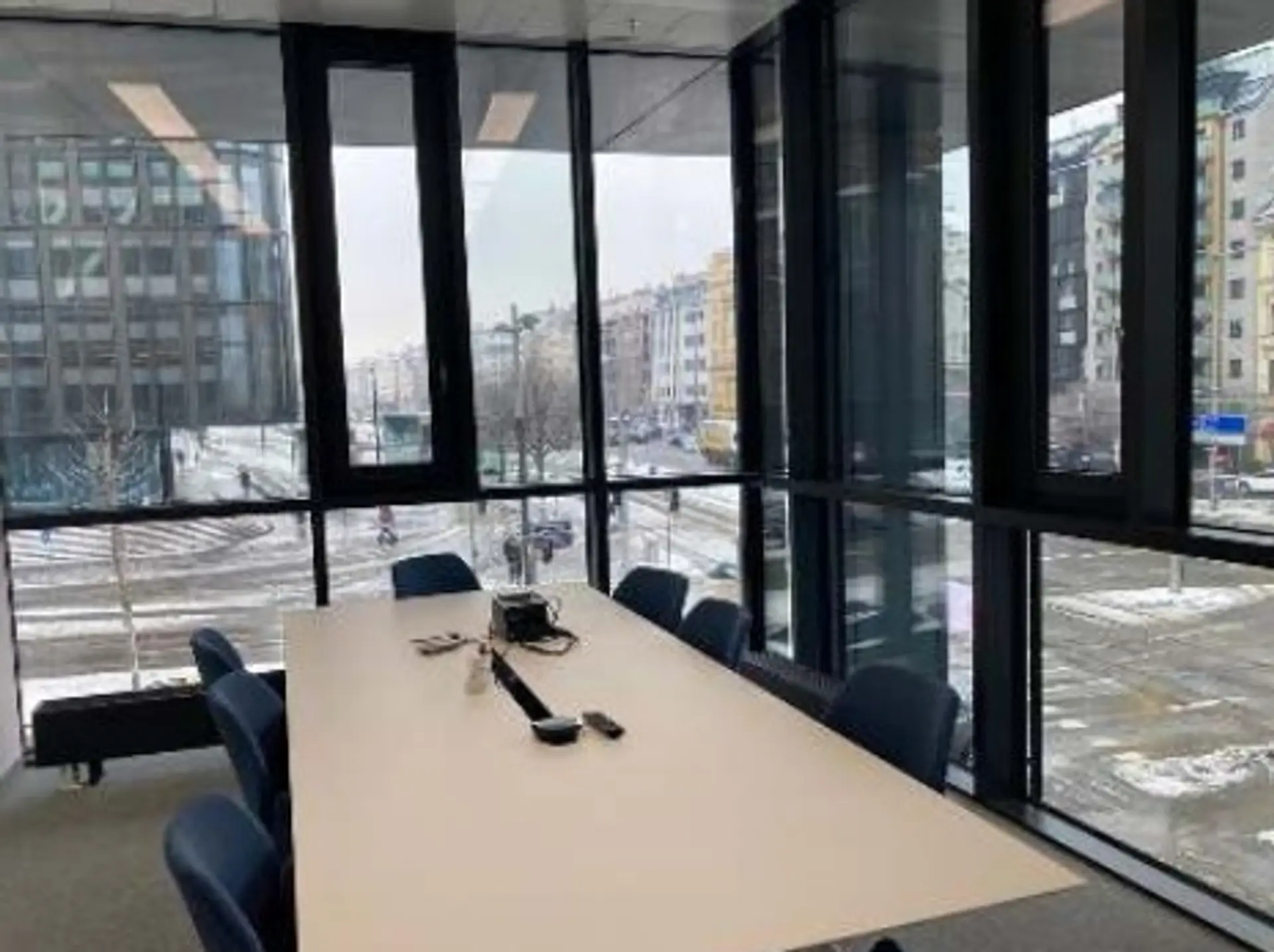 QBC 1 innen Büro