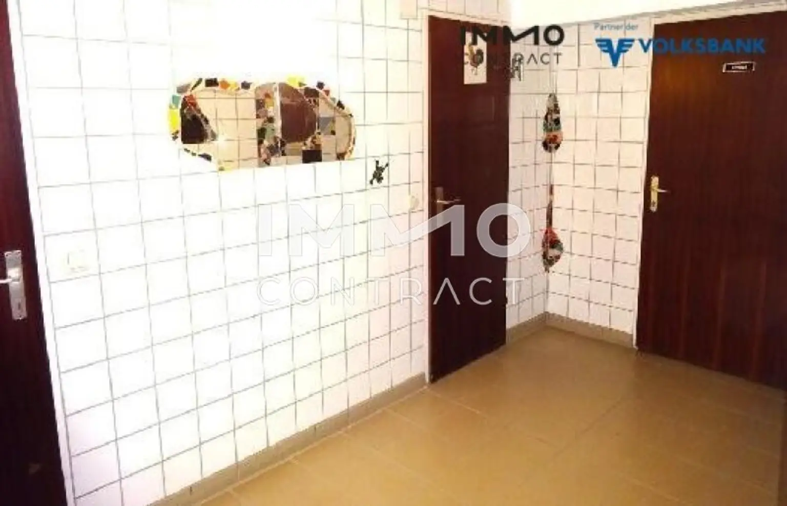 Zutritt zu den Gasttoiletten im Keller