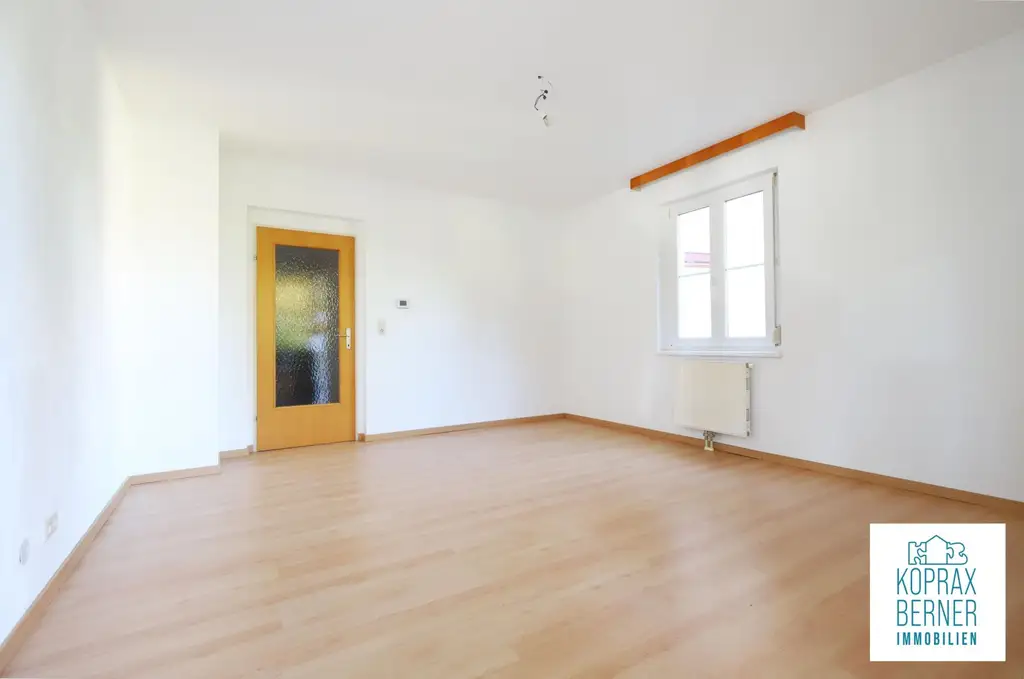 Ruhige Zwei-Zimmer Wohnung inkl. Parkplatz