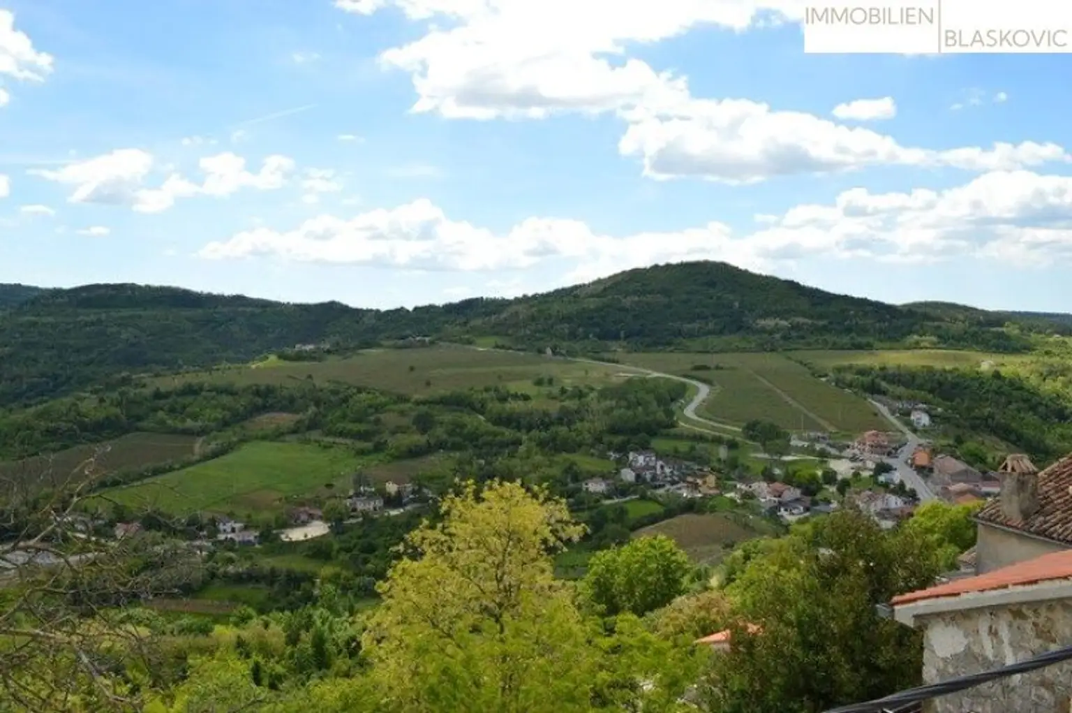 Typisch istrisches Steinhaus in der mittelalterlichen Stadt Motovun