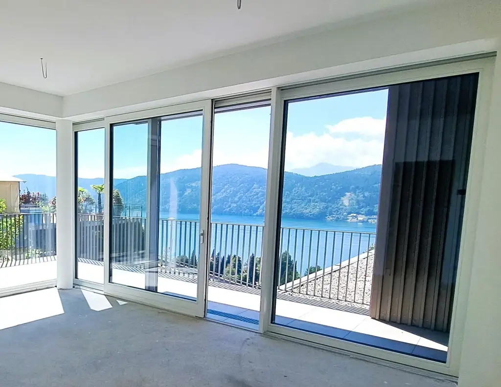 Exklusive Penthouse-Wohnung mit Seeblick in zentrumsnaher Lage