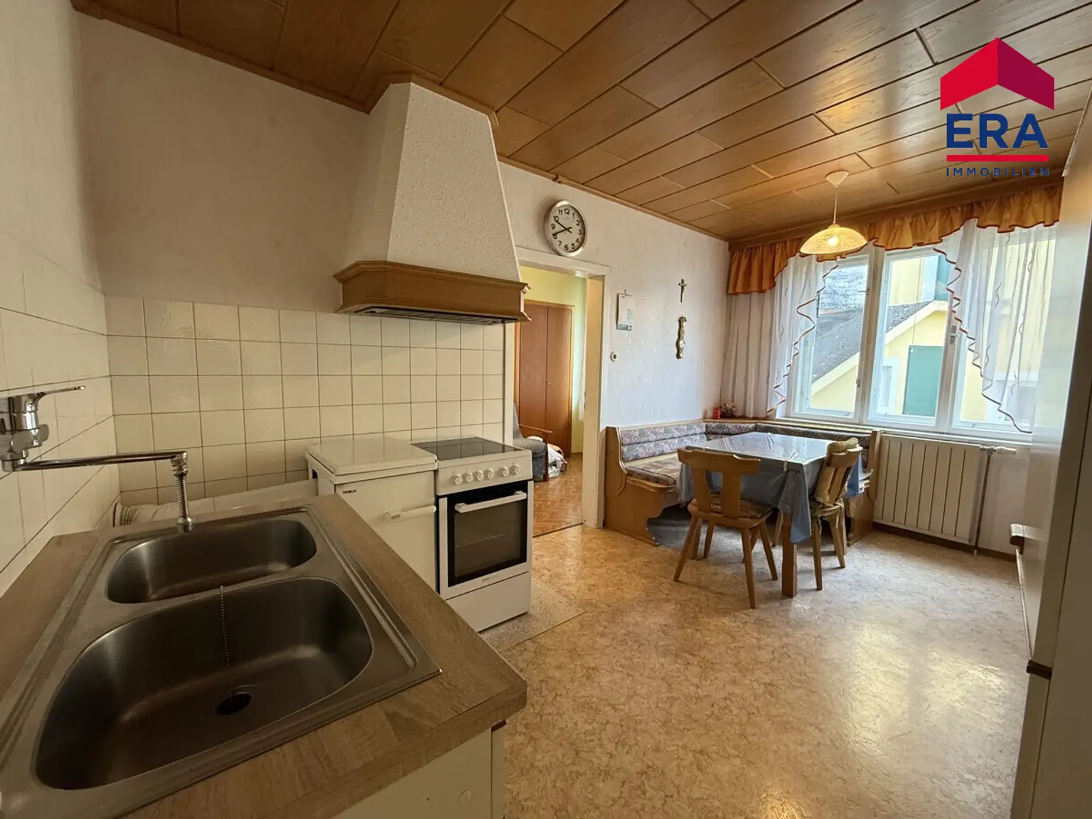 2130 Mistelbach - Einfamilienhaus mit uneinsehbarer Innenhof kleinem Stadl und diversen Nebenräumen!
