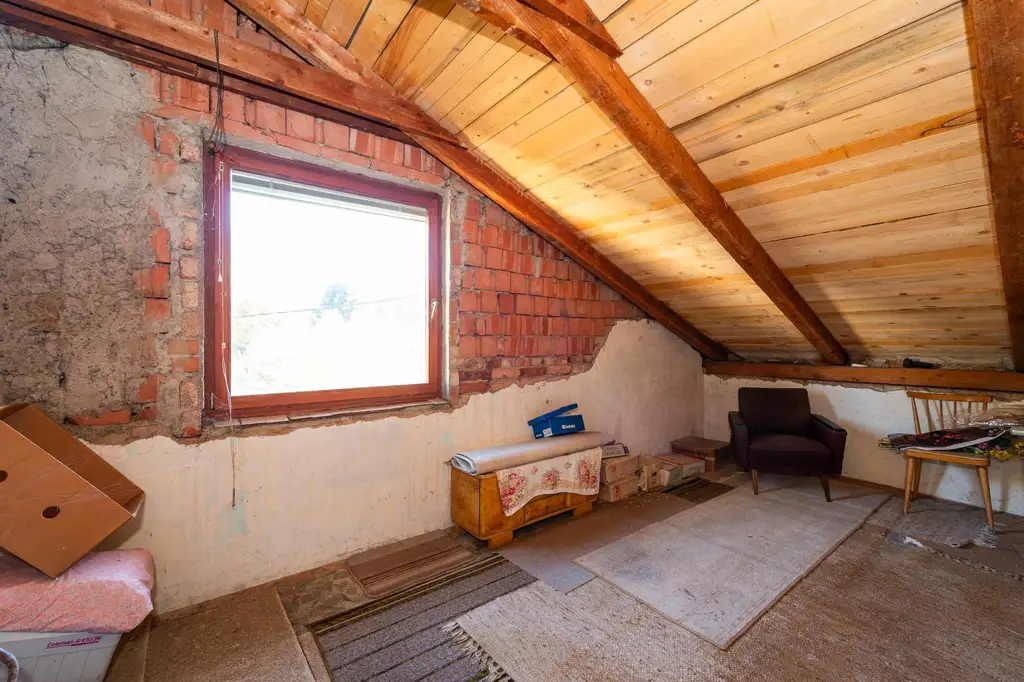 Einfamilienhaus mit wunderschönem Grundstück in ruhiger Lage