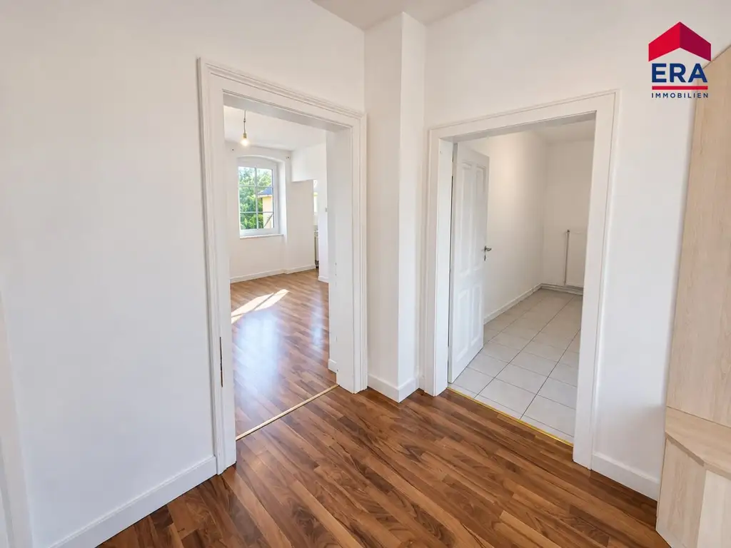 Lichtdurchflutete Altbauwohnung mit Charme – 4 Zimmer in 2193 Wilfersdorf