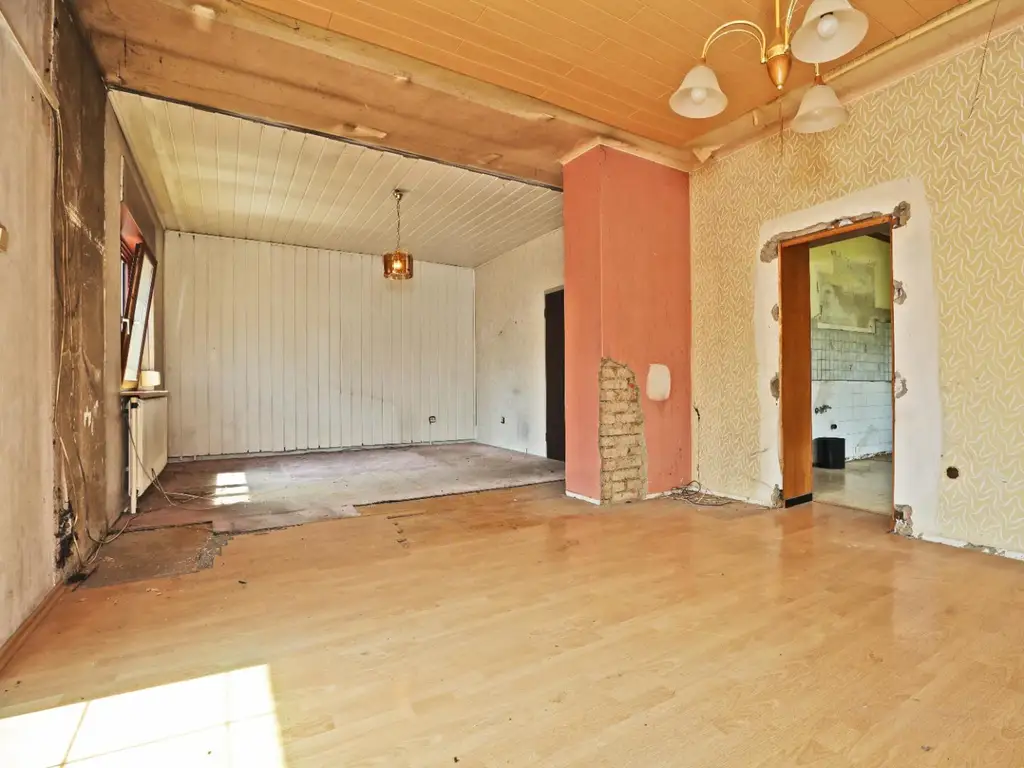 Haus auf Mietkaufvariante - Schönes ebenes Grundstück - 135m2 Wfl. - Vollkeller mit Garage - große Terrasse