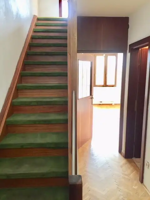 WG-geeignet, Top Lage: 3-Zimmer-Maisonette mit SW-Balkon -Neue Fenster-2.OG mit Lift