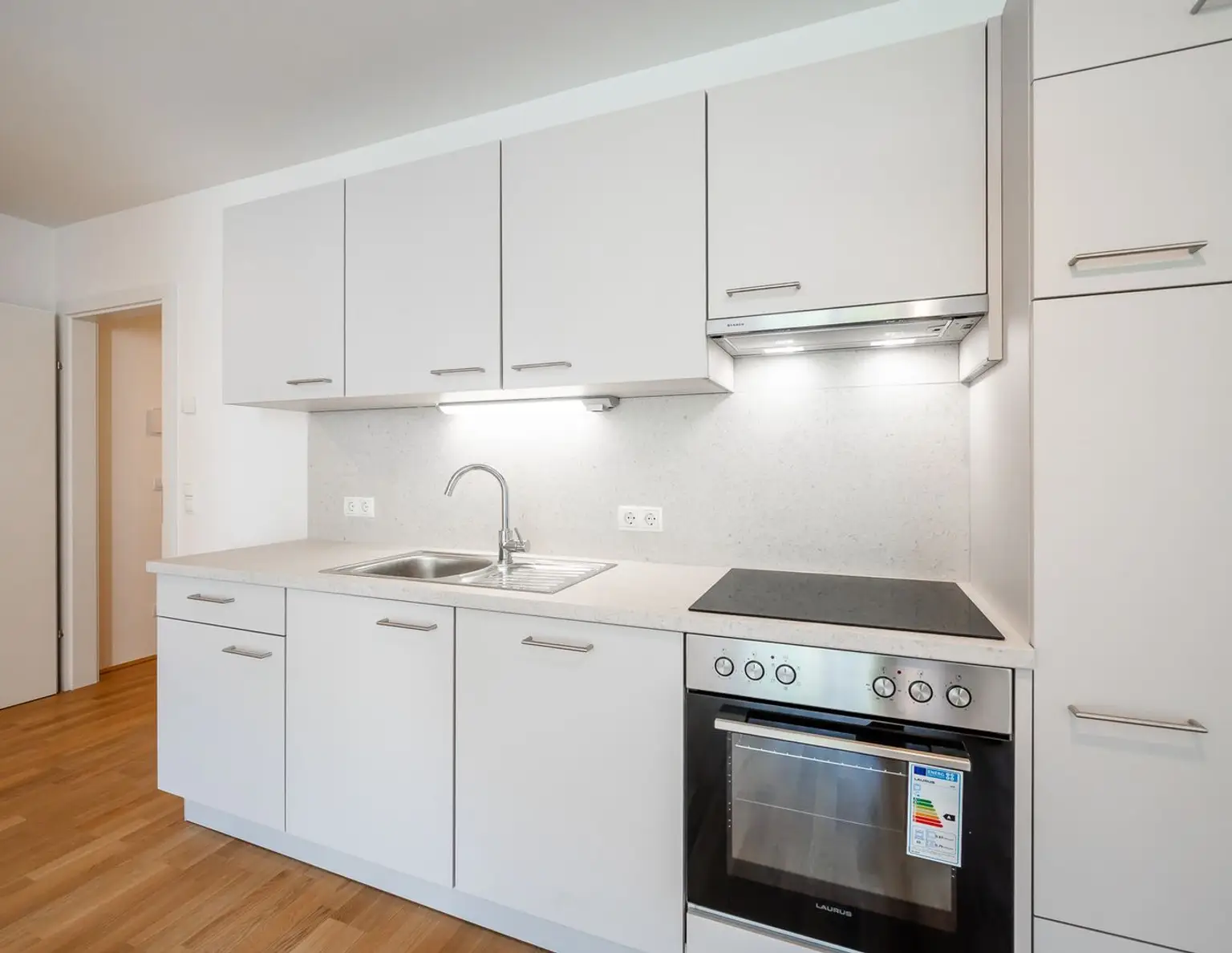 Erstbezug. Zwei-Zimmer-Wohnung mit Balkon - sofort verfügbar - zu mieten in 1170 Wien