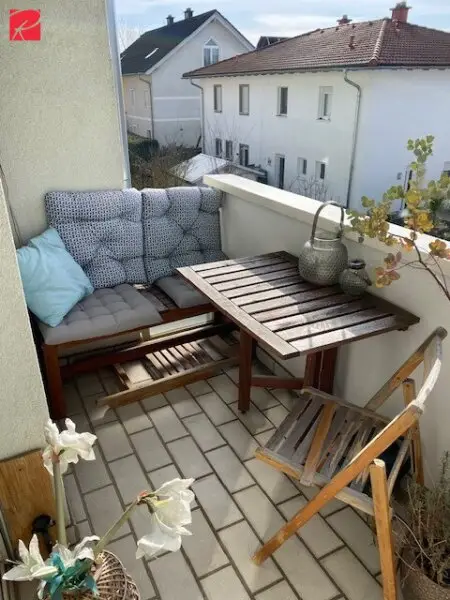 Der perfekte Start zu zweit: Moderne Wohnung mit Loggia & Top-Lage