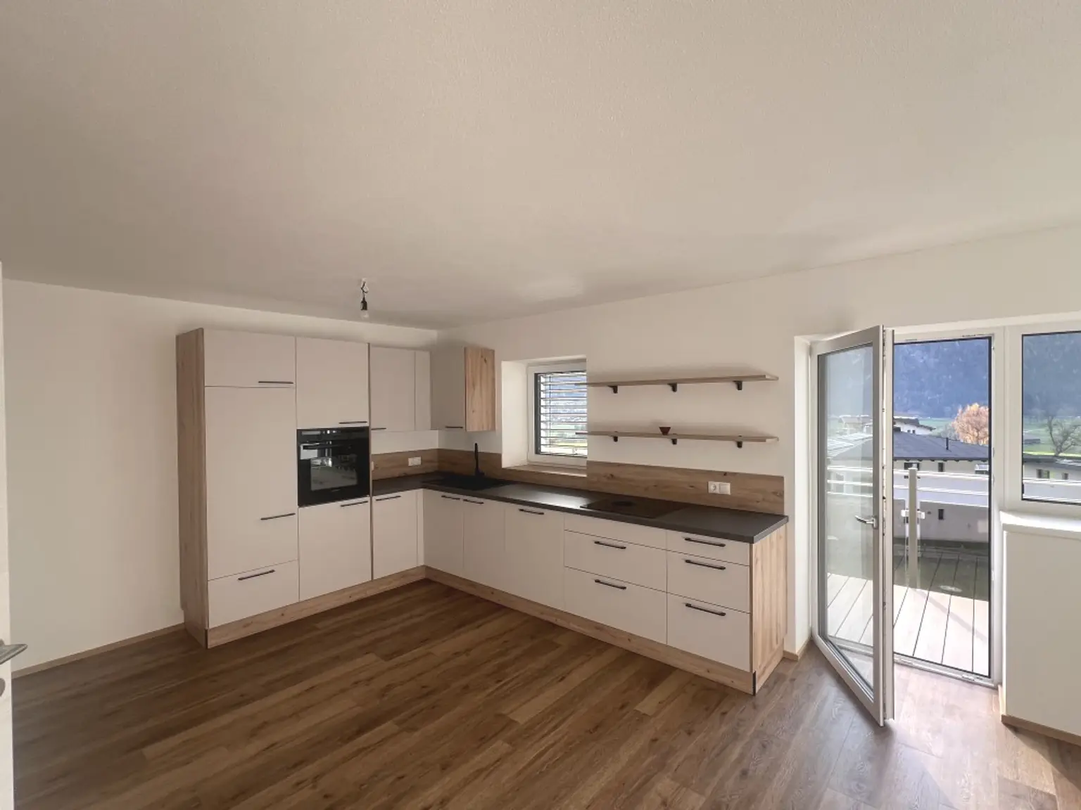 Moderne Wohnung mit eigenem Zugang