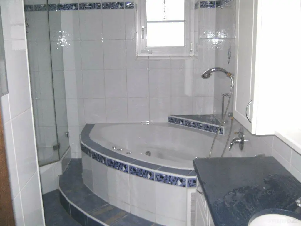 Gepflegtes Einfamilienhaus mit großem Grundstück am Kehlberg