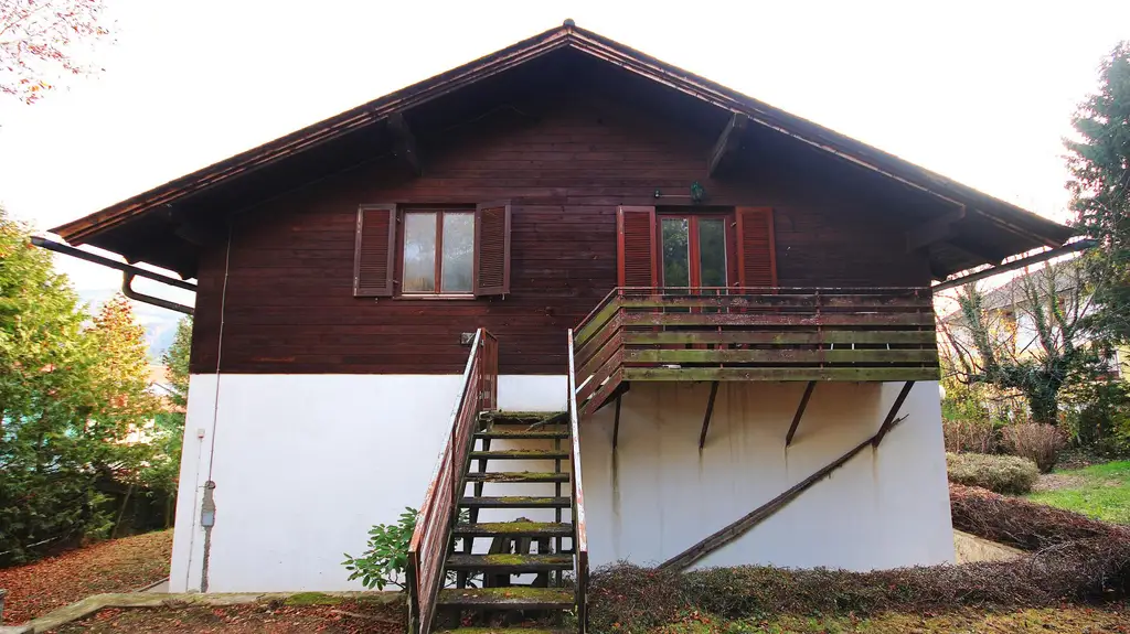 Villenviertel Frohnleiten – Sanierungsbedürftiges Einfamilienhaus in ruhiger Aussichtslage