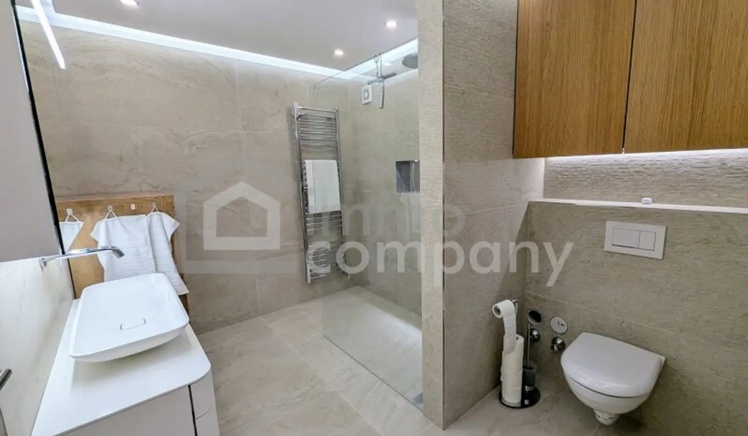 Exklusive 2-Zimmer-Wohnung mit Seeblick - Süd-West-Terrasse & moderner Einrichtung!