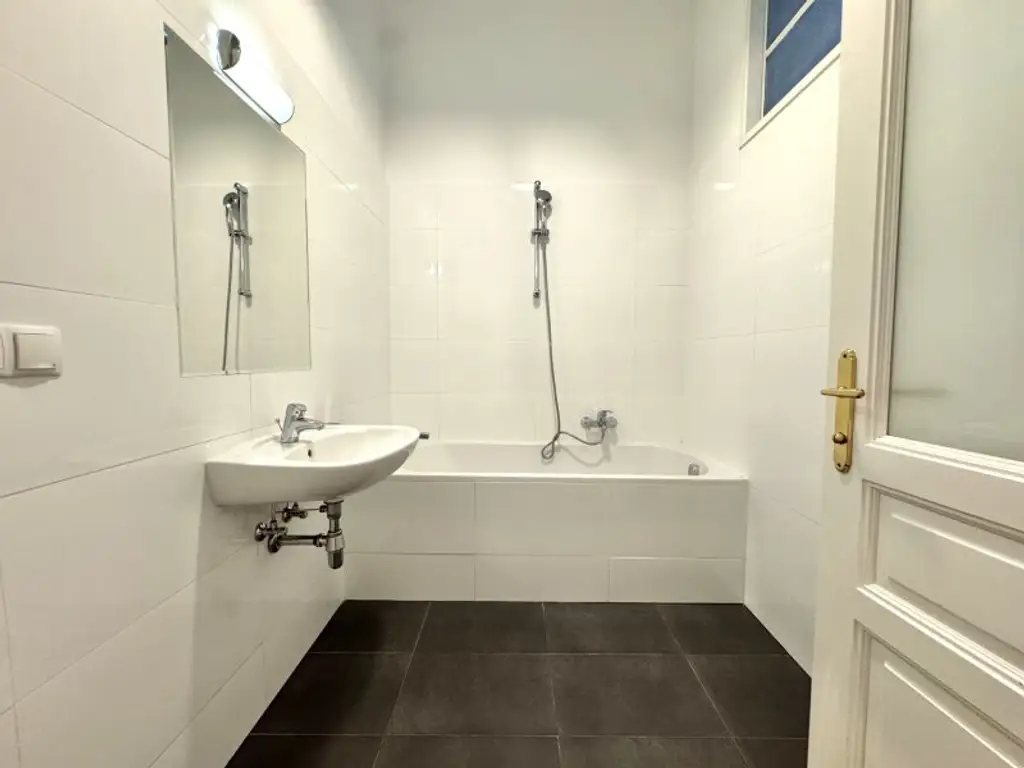 Geschmackvoll & gut gelegen - Altbauwohnung mit Stil nahe U3 Rochusgasse & Stadtpark