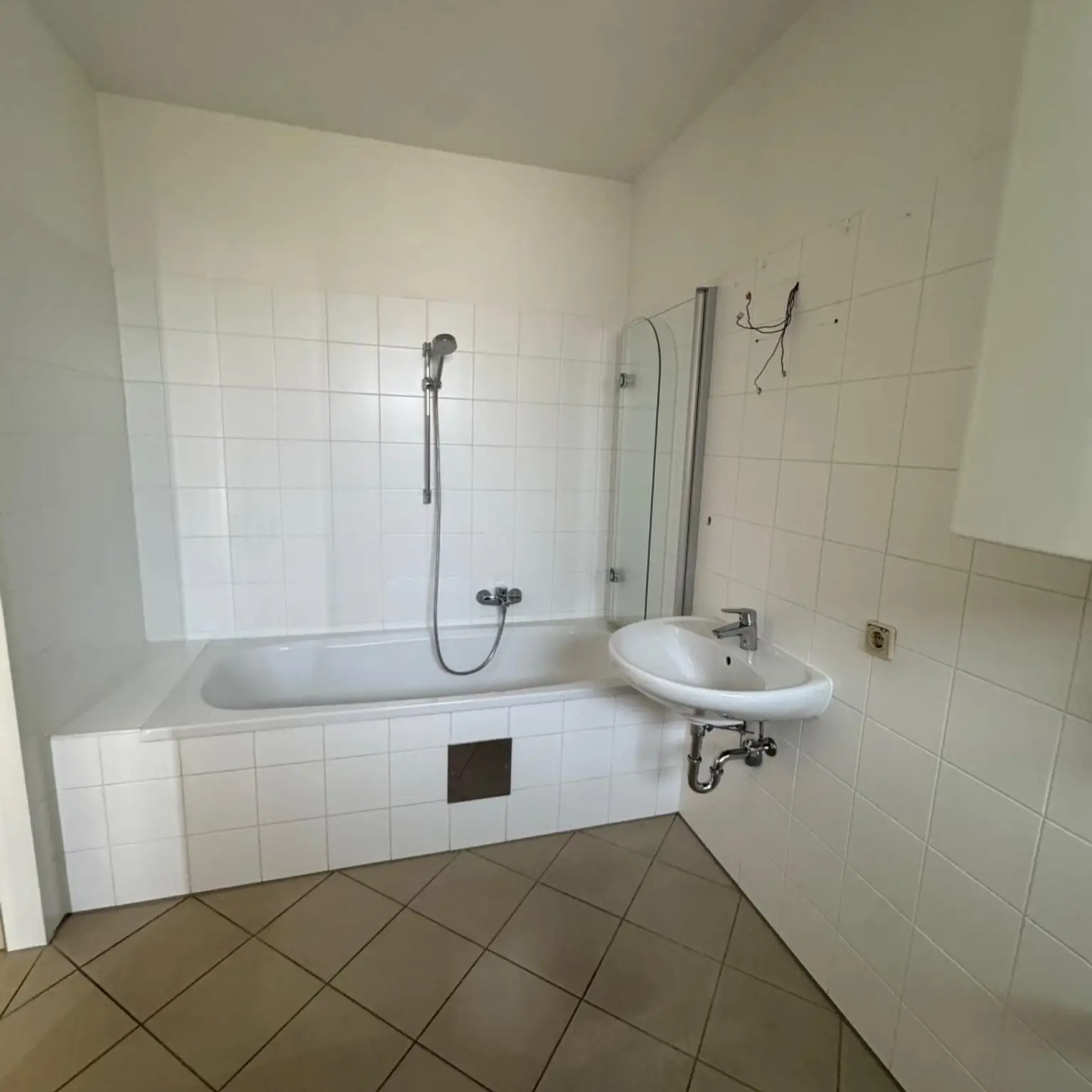 BadezimmerIMS_W 01 Hall IMS 2169 (4)