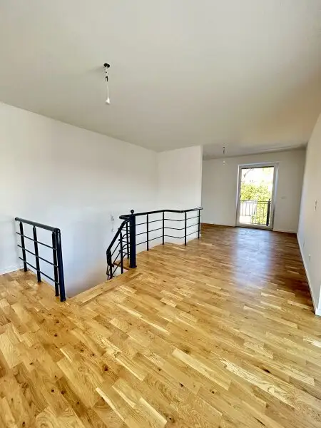Neues Zuhause in Wilfersdorf bei Tulln : Erstbezug, 144,79m², 2 Stellplätze, Garten