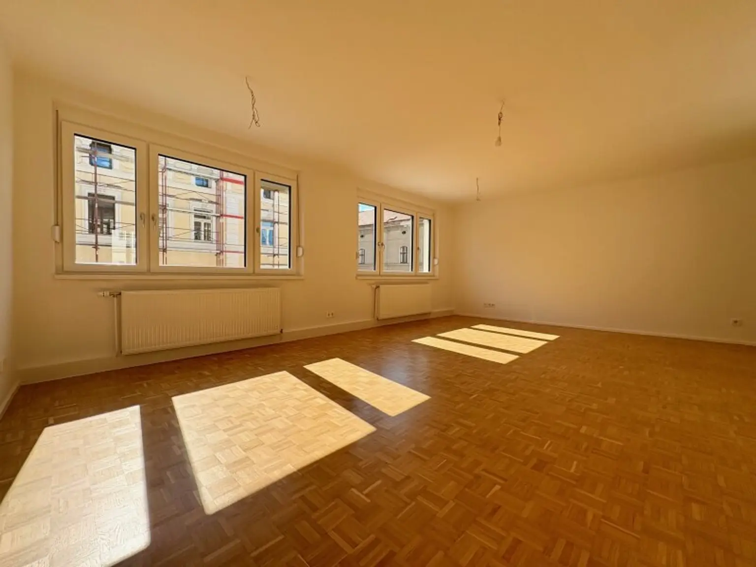 FAMILIENGLÜCK IM 7. - URBANE TRAUMWOHNUNG FÜR STADTLIEBHABER:INNEN